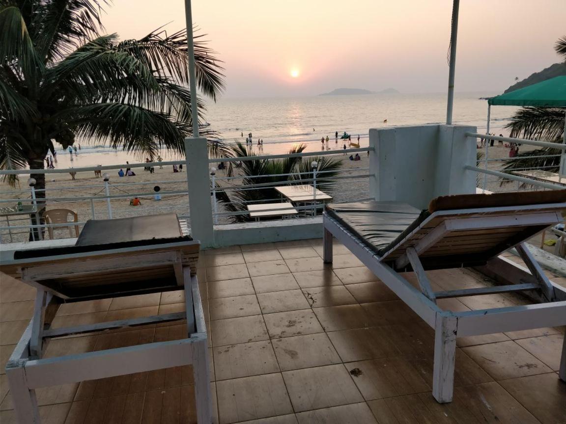 Saritas Guest House - Bogmalo Beach 외부 사진